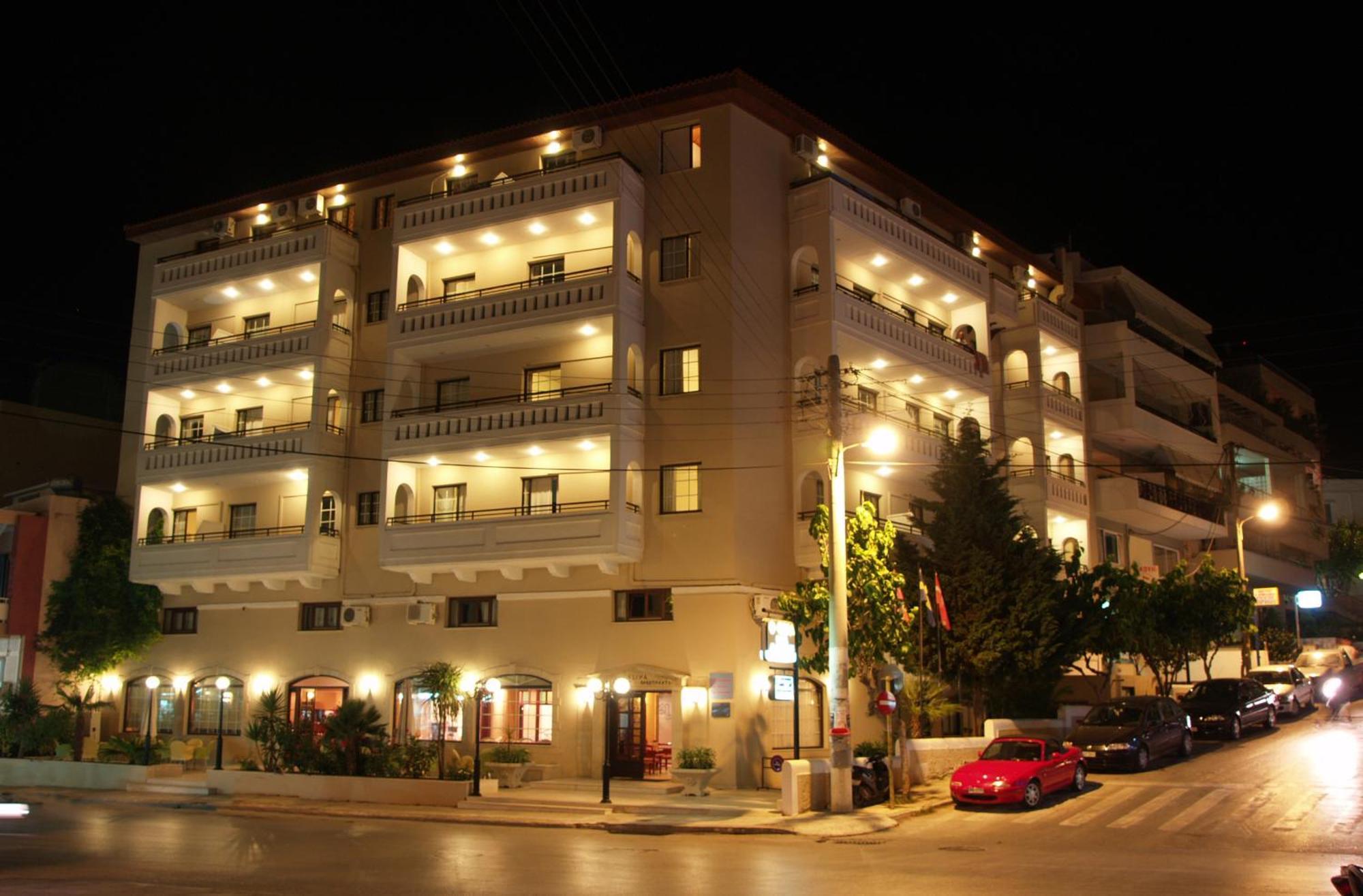 Elina Hotel Apartments Rethymno Esterno foto